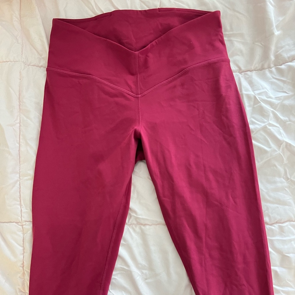 Lululemon Align High V Waist leggings 25” size 8